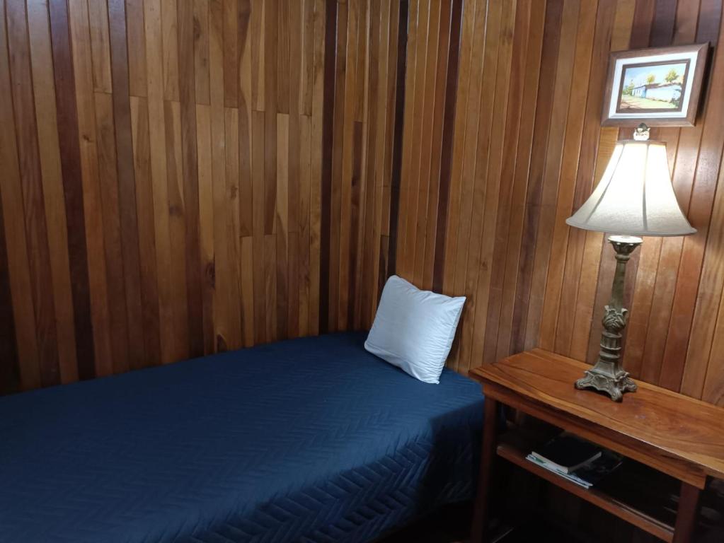 Habitacion Individual — balcon con vista al mar