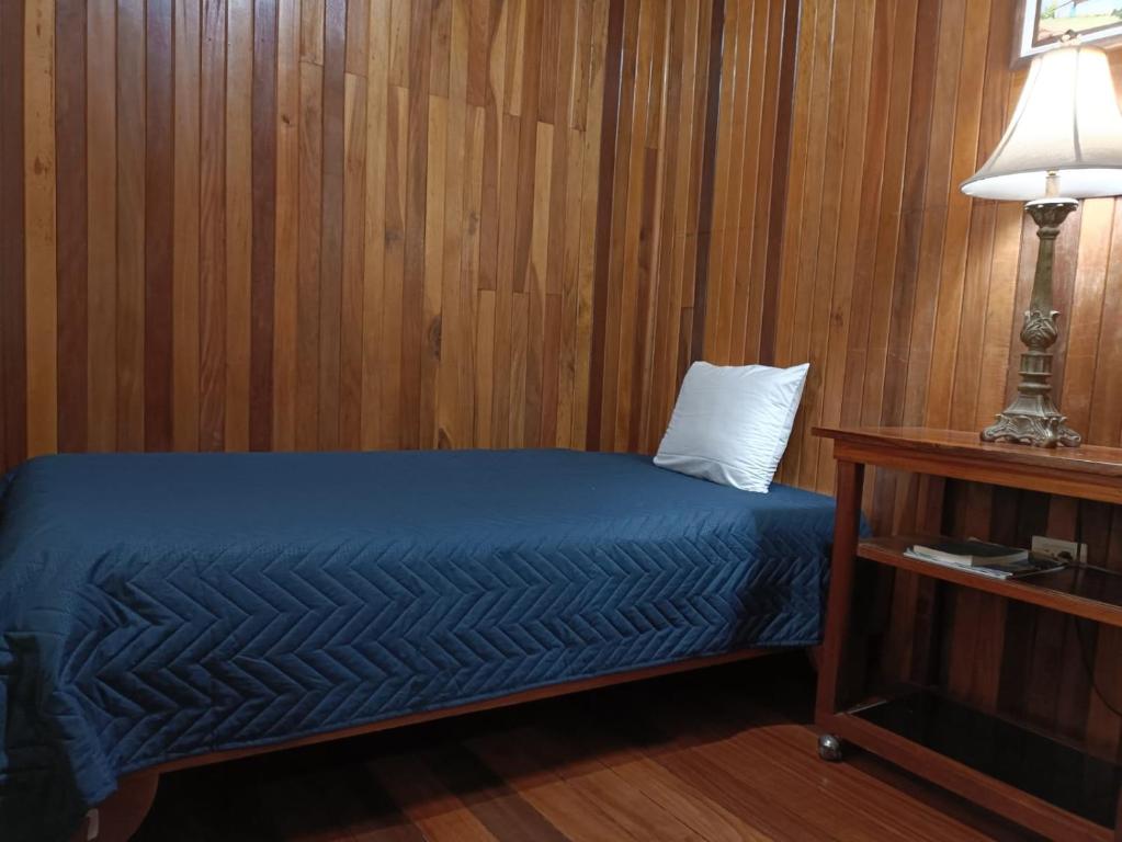 Habitacion Individual — detalles de la habitacion